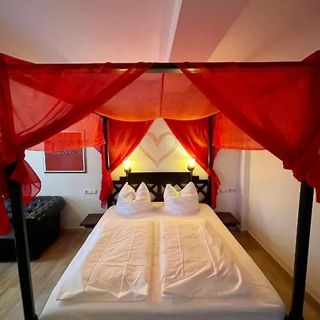 Zur Romerbrucke Hotel *